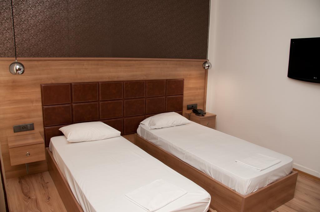 Metropolis Hotel Serres Eksteriør billede
